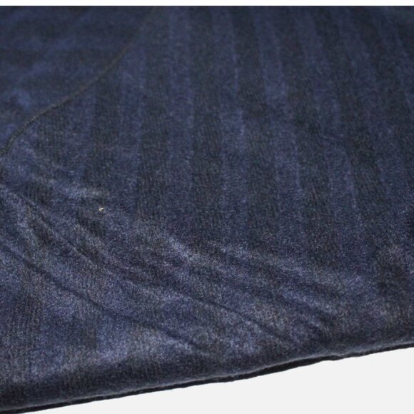 Van Heusen Men's Scarf Fringed 72 x 24 NWT Warm Gift for Him Navy Blue & Black - Picture 5 of 7